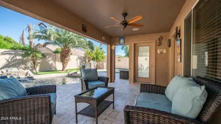 Single-family house For Sale in 3918, East Wildhorse Drive, Gilbert, Arizona