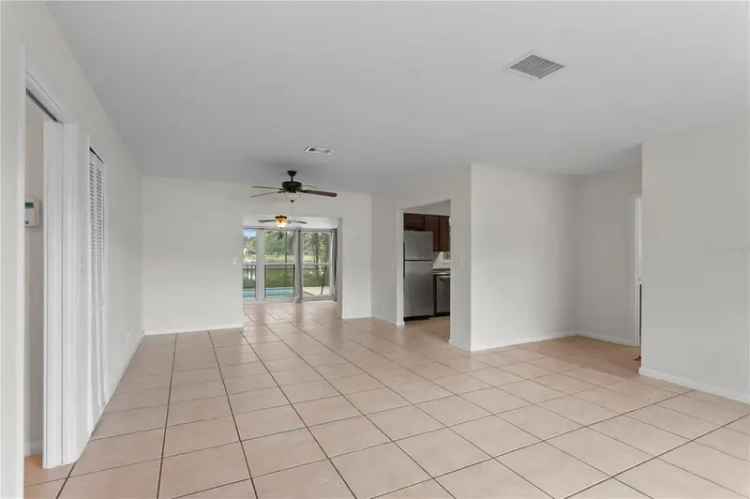 Single-family house For Sale in Tampa, Florida