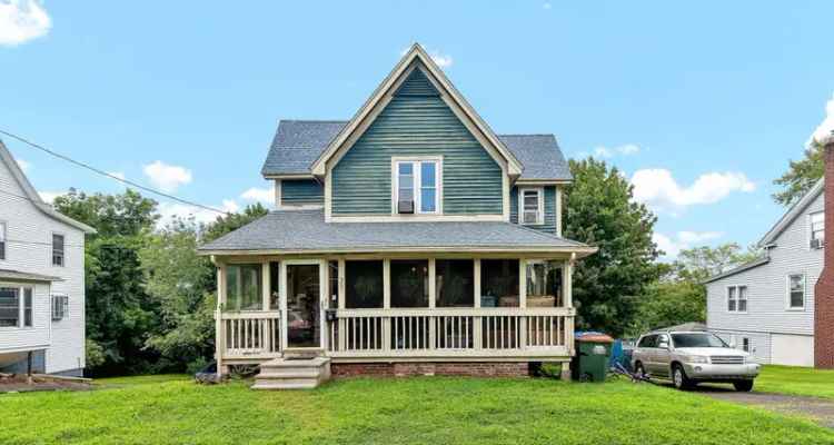 Single-family house For Sale in 307, Curtis Street, Meriden, Connecticut