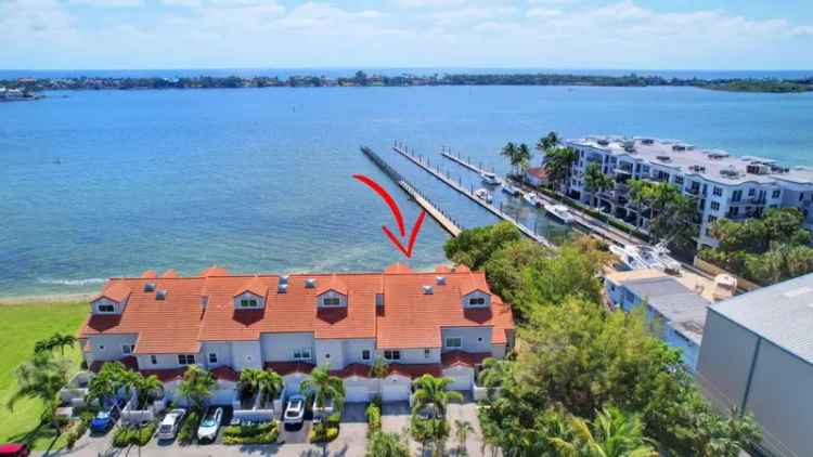 House For Sale in Hypoluxo, Florida