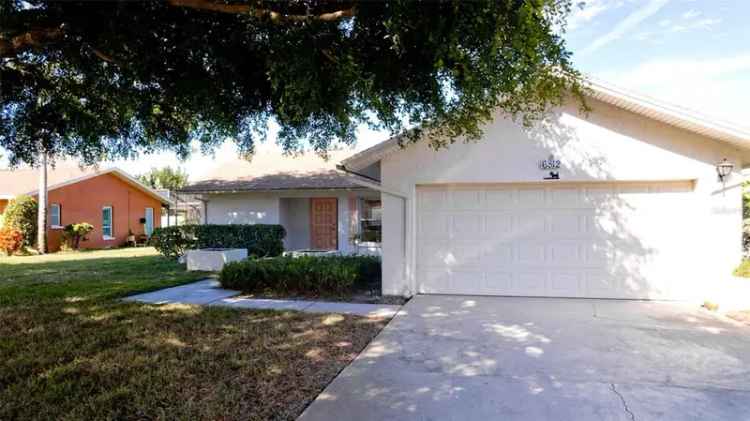 Single-family house For Sale in 6812, 19th Avenue West, Bradenton, Florida