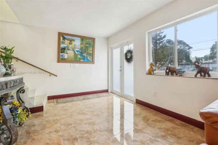 Single-family house For Sale in 3255, Southwest 5th Street, Miami, Florida