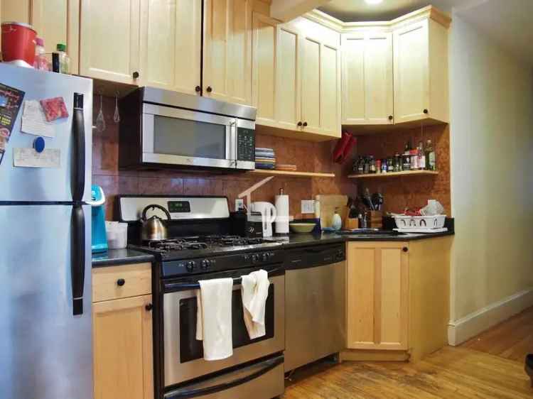 Apartment Unit for Rent Hardwood Floors Marble Bath Modern Kitchen