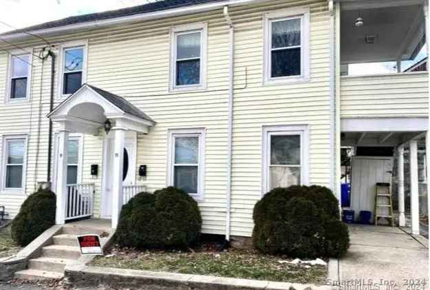 Multi-family house For Sale in 11, Elmwood Terrace, Torrington, Connecticut