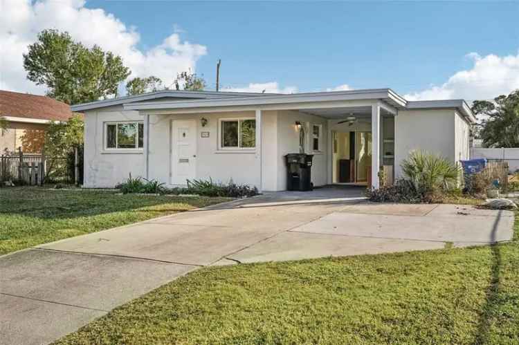 Single-family house For Sale in 1040, Roberta Street, Venice, Florida