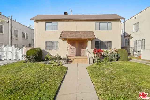 Multi-family house For Sale in 5015, Franklin Avenue, Los Angeles, California