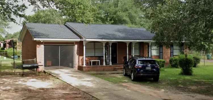 Single-family house For Sale in 1001, Hobson Street, Albany, Georgia