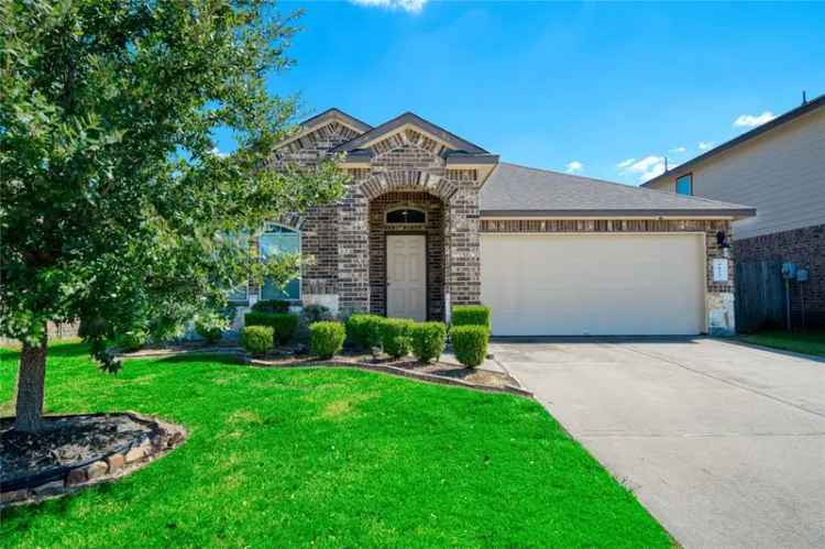 Single-family house For Sale in Baytown, Texas