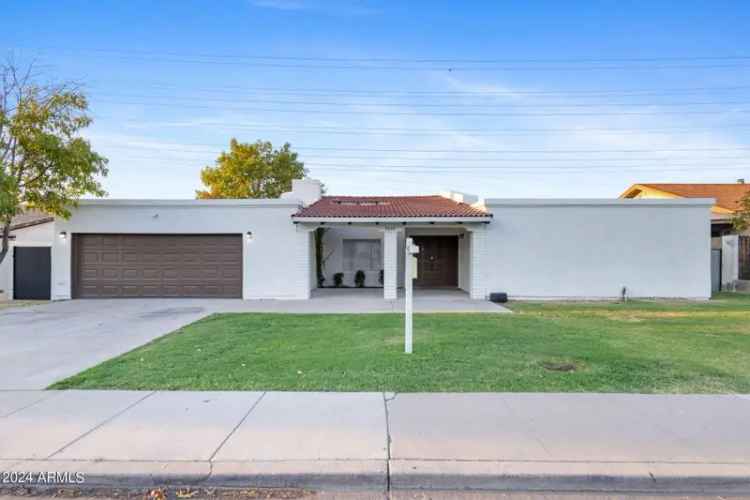 Single-family house For Sale in 3828, East Covina Street, Mesa, Arizona