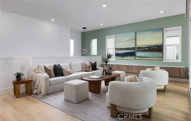 Condo For Sale in Irvine, California