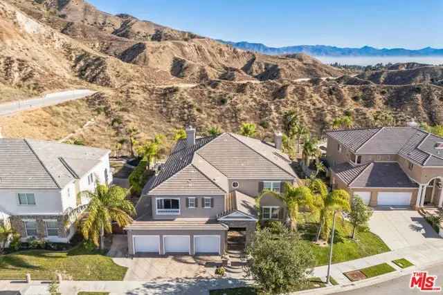 Single-family house For Sale in 12530, Longacre Avenue, Los Angeles, California