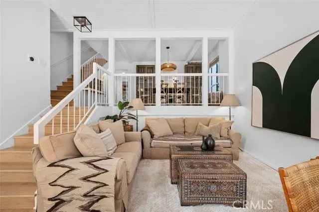 House For Sale in 23491, Park Sorrento, Calabasas, California