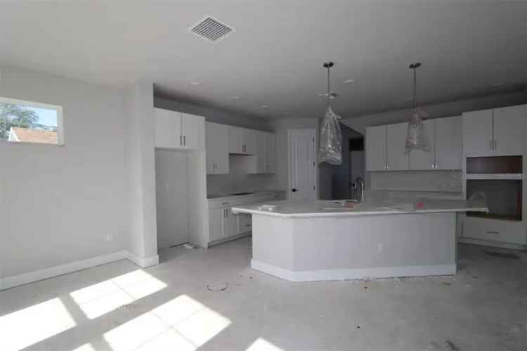 Single-family house For Sale in 5238, 4th Avenue South, Saint Petersburg, Florida