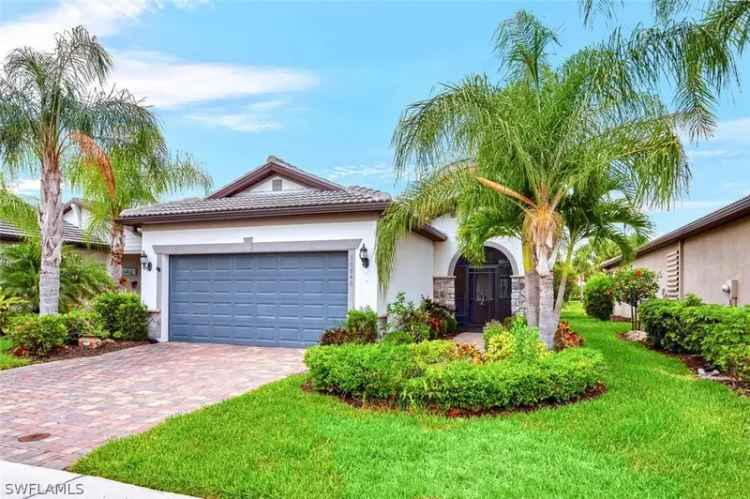 Single-family house For Sale in Fort Myers, Florida