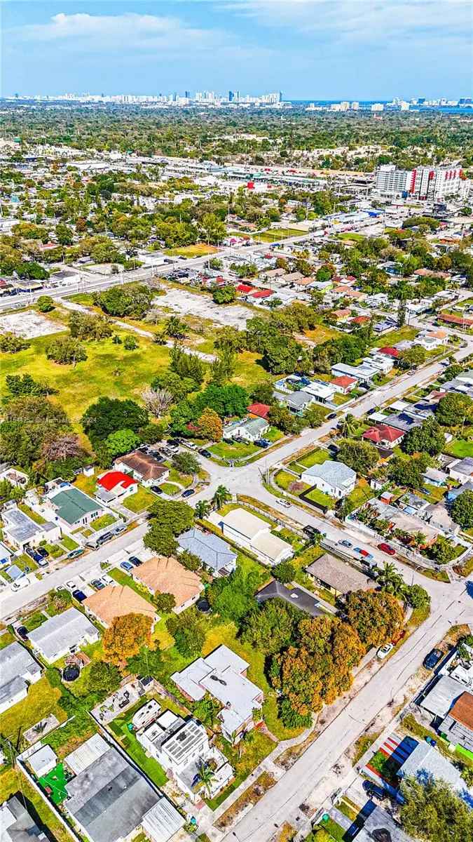 Land For Sale in 1131, Northwest 76th Street, Miami, Florida