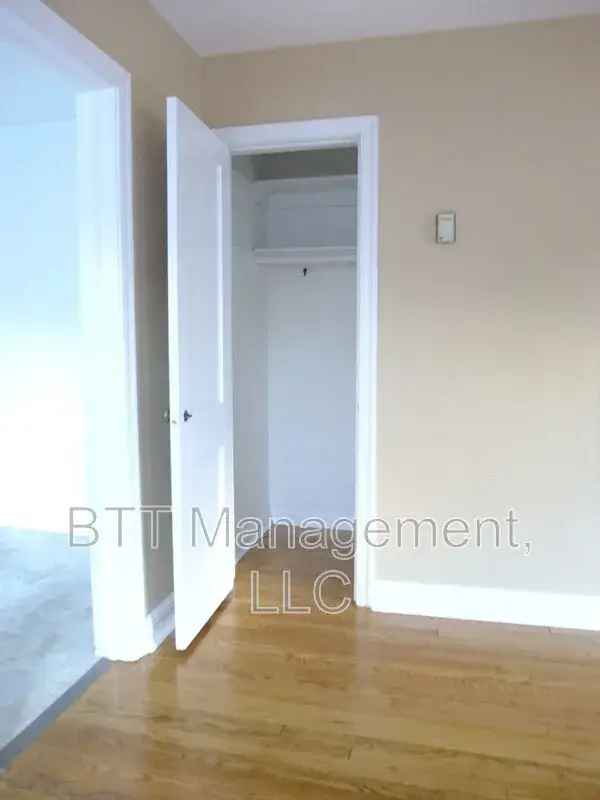 Apartment Unit for Rent