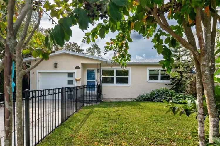 Single-family house For Sale in Orlando, Florida