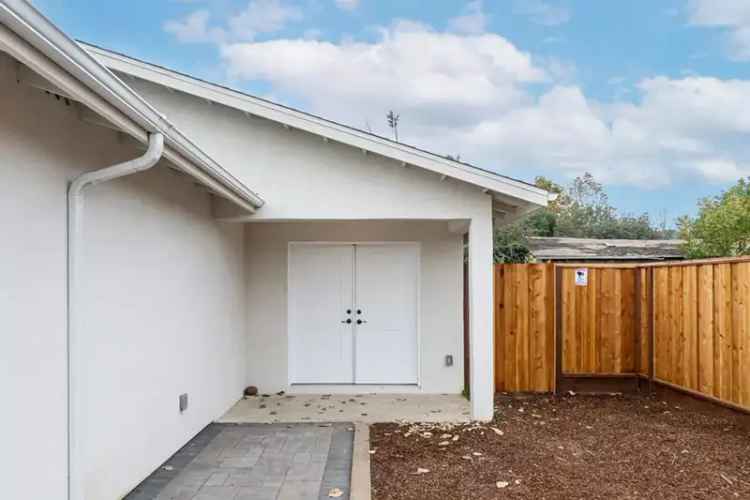 Single-family house For Sale in Gilroy, California