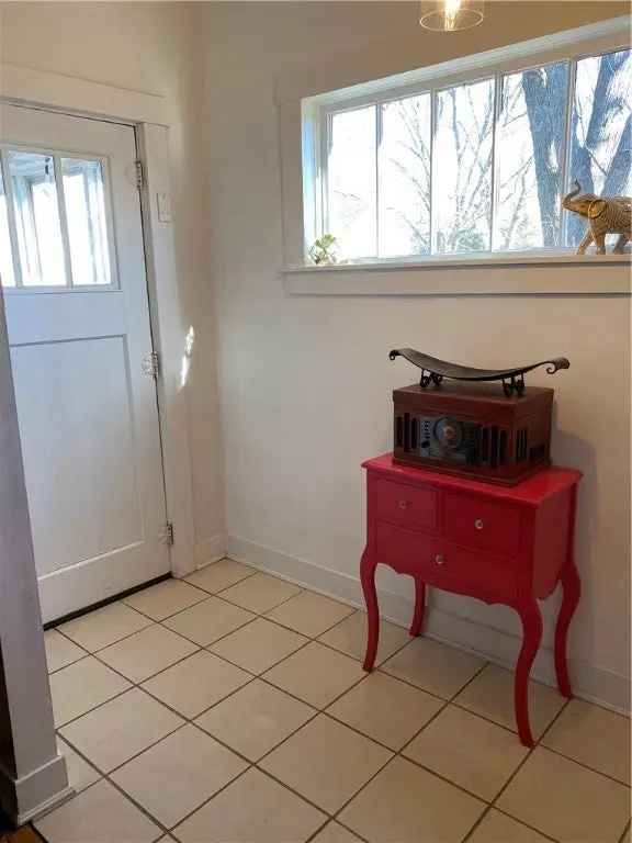 Single-family house For Sale in 1202, Monroe Avenue, Charleston, Illinois