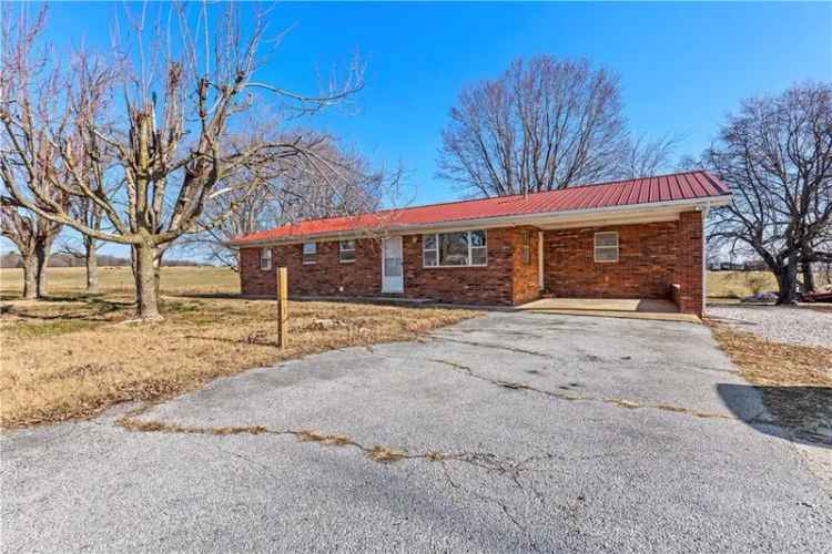 Single-family house For Sale in Harrison, Arkansas