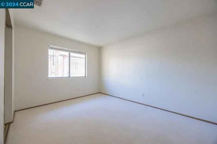 House For Sale in Sacramento, California