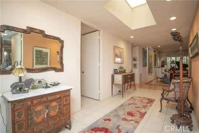 Single-family house For Sale in 30, Colgate Drive, Rancho Mirage, California