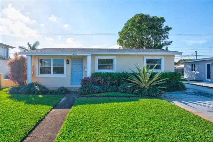 Single-family house For Sale in 1456, 7th Street, West Palm Beach, Florida