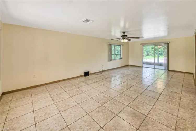 Single-family house For Sale in 29, Caribbean Road, Florida