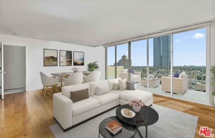 Condo For Sale in 2170, Century Park East, Los Angeles, California