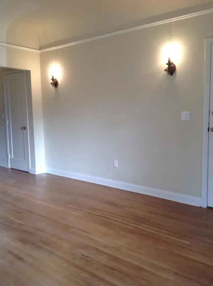 Koreatown 3 Bedroom Apartment for Rent - Updated with Charm