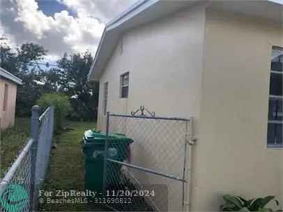 Multi-family house For Sale in 1820, Northwest 73rd Street, Hialeah, Florida