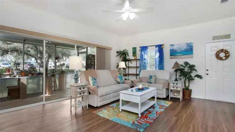 Single-family house For Sale in Port Charlotte, Florida