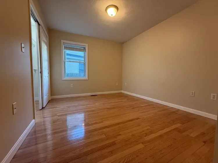 2-Bedroom Apartment near Malden Center T Station