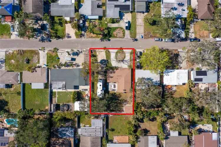 Single-family house For Sale in 4145, Harrisburg Street Northeast, Saint Petersburg, Florida