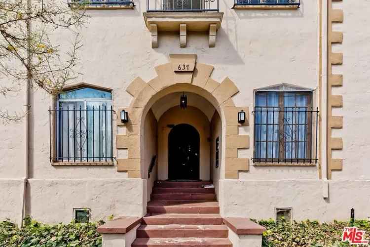 Multi-family house For Sale in 637, North Spaulding Avenue, Los Angeles, California