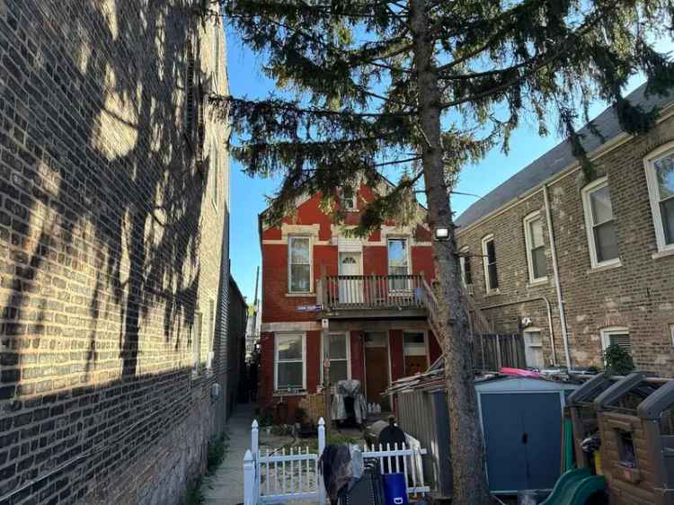 Multi-family house For Sale in 2703, West 24th Place, Chicago, Illinois