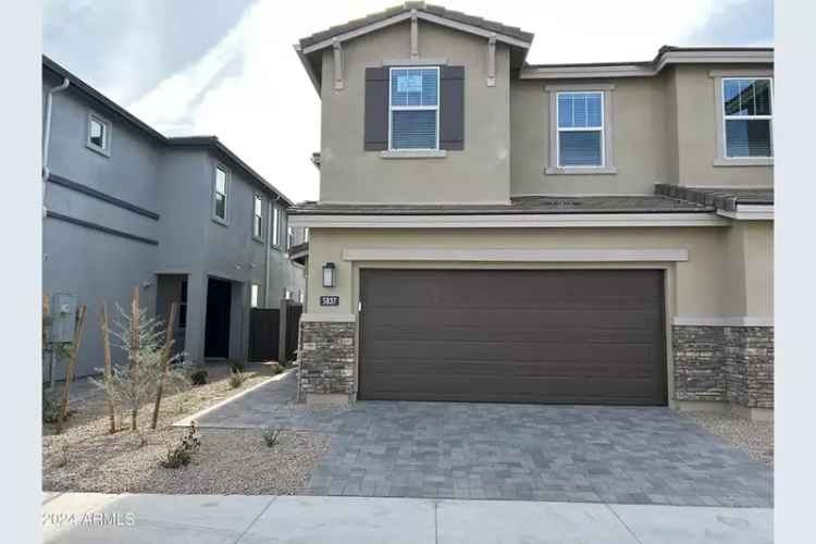 House For Sale in Phoenix, Arizona