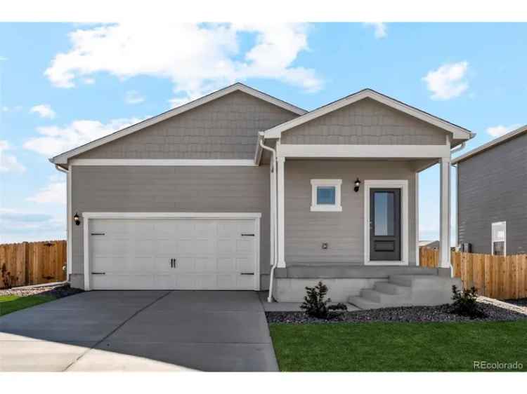 Single-family house For Sale in Frederick, Colorado