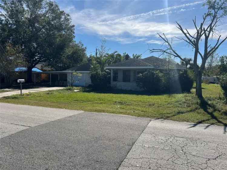 Single-family house For Sale in Saint Petersburg, Florida