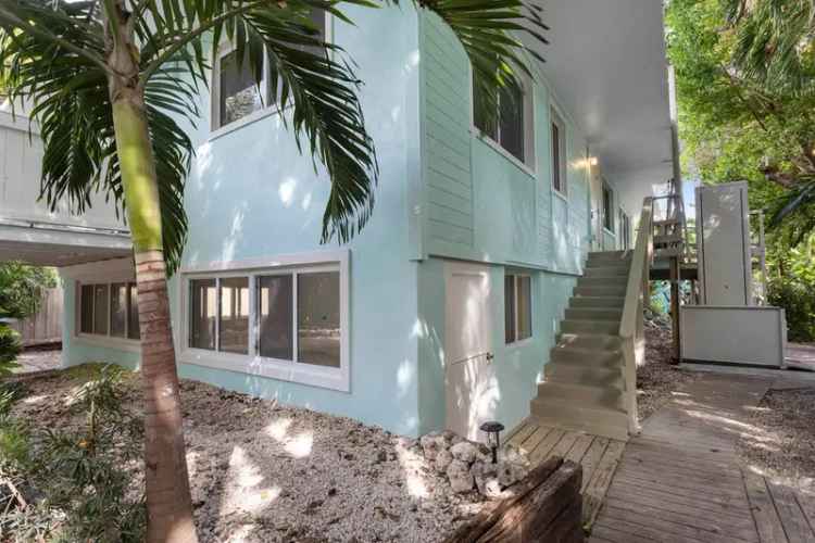 Single-family house For Sale in 82260, Overseas Highway, Islamorada, Florida