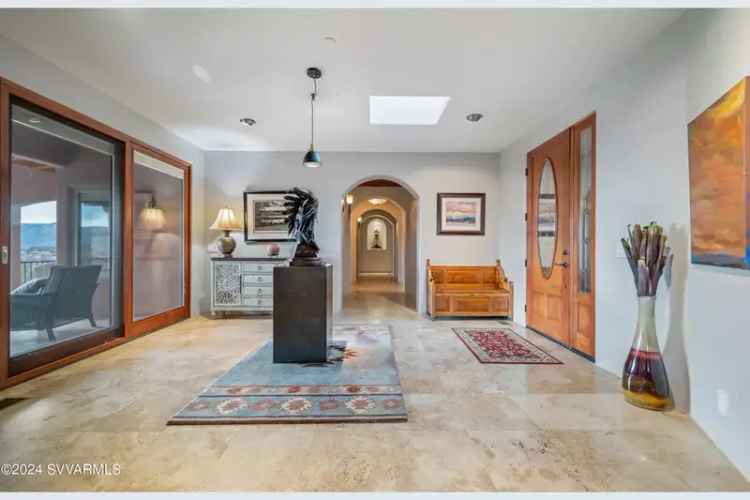 Single-family house For Sale in Sedona, Arizona