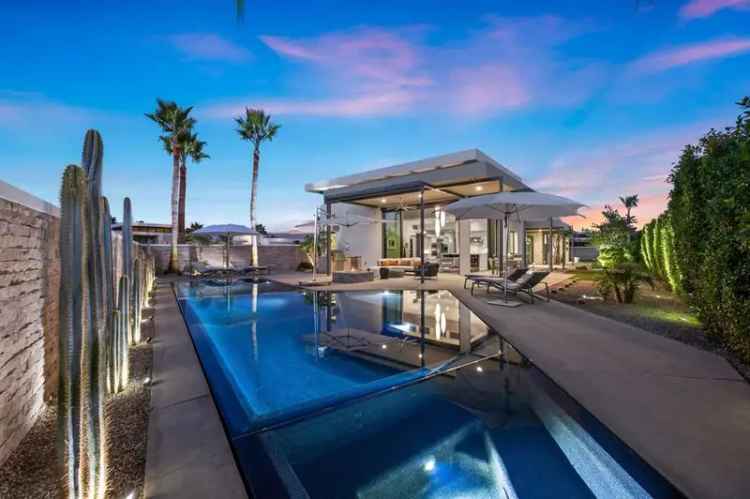 Single-family house For Sale in 23, Emerald Court, Rancho Mirage, California