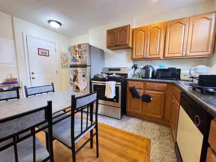 2-Bedroom Apartment in Brookline MA - Available September 2025