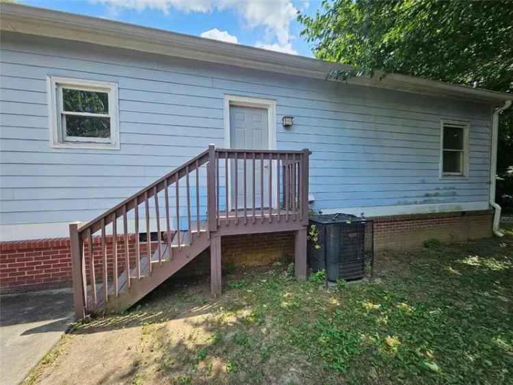 Single-family house For Sale in 826, White Street Southwest, Atlanta, Georgia