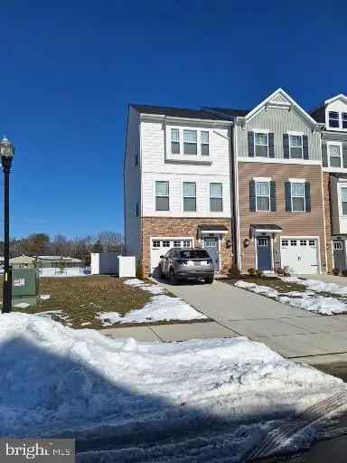 House For Sale in Millsboro, Delaware