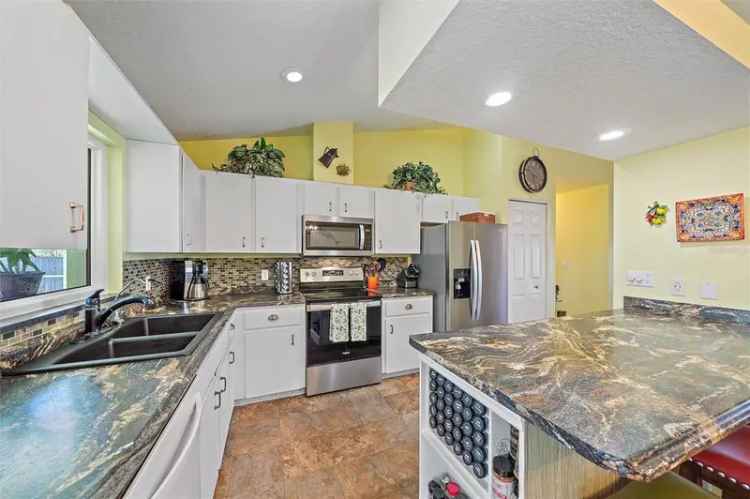 Single-family house For Sale in 411, Southland Road, South Venice, Florida