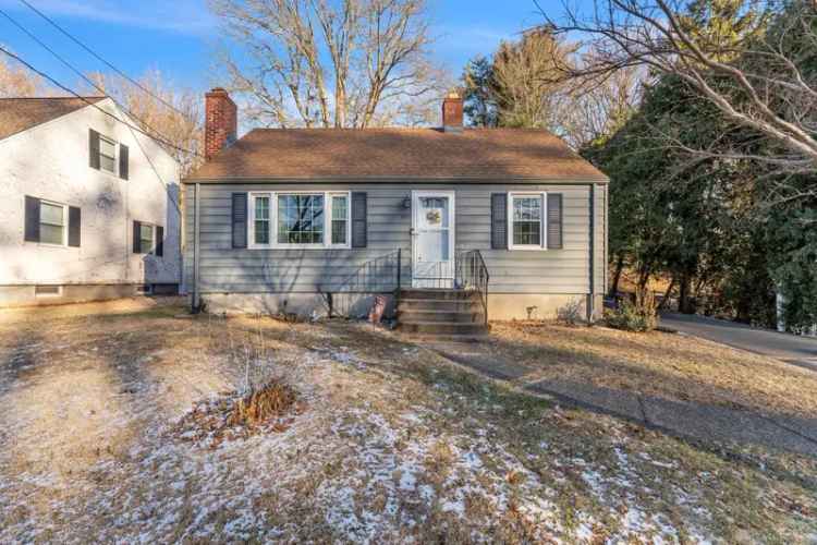 Single-family house For Sale in 354, Glen Street, New Britain, Connecticut