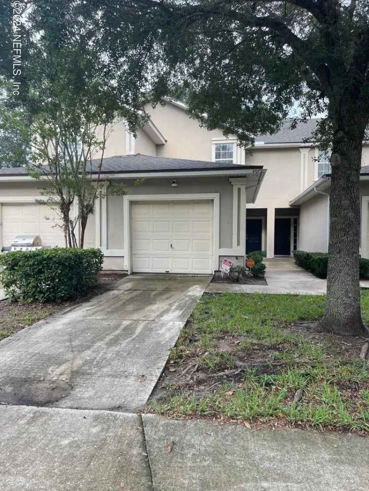 House For Sale in 4727, Playpen Drive, Jacksonville, Florida