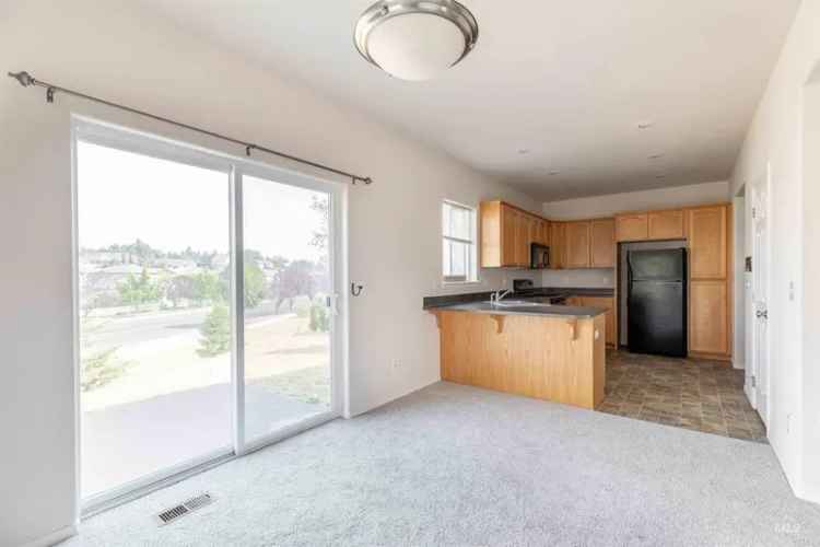 Condo For Sale in 1318, Edinborough Court, Moscow, Idaho