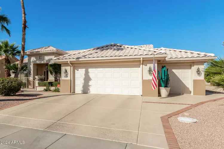 Single-family house For Sale in 15140, West Gunsight Drive, Sun City West, Arizona